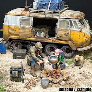 Man with Child at Campfire / Apocalypse - Resin Figure Set - 1:24, 32, 35, 48, 72, 87 - Model Building & Diorama Miniatures Accessories