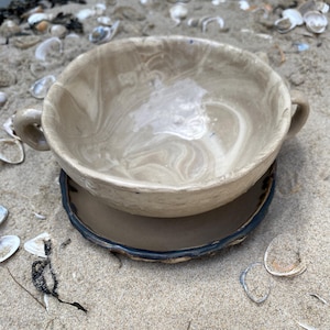 Handmade ceramic soup bowl with saucer – Stylish and unique