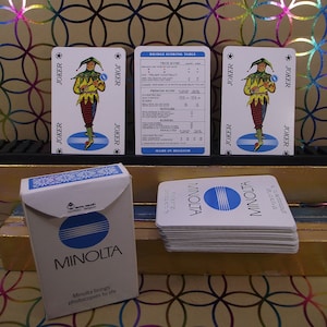Werbespielkarten für „MINOLTA“ – hergestellt von Carta Mundi um 1979 – komplett 52 plus 2 Joker – in Originalverpackung – schwer zu finden