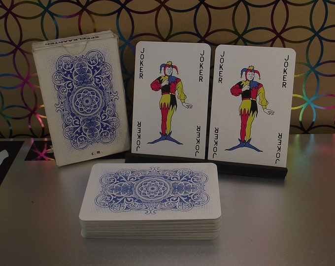 Playing cards made by Kolin, Czech Republic - vintage from 1978 - international view - complete with 52 cards - 2 jokers - original box