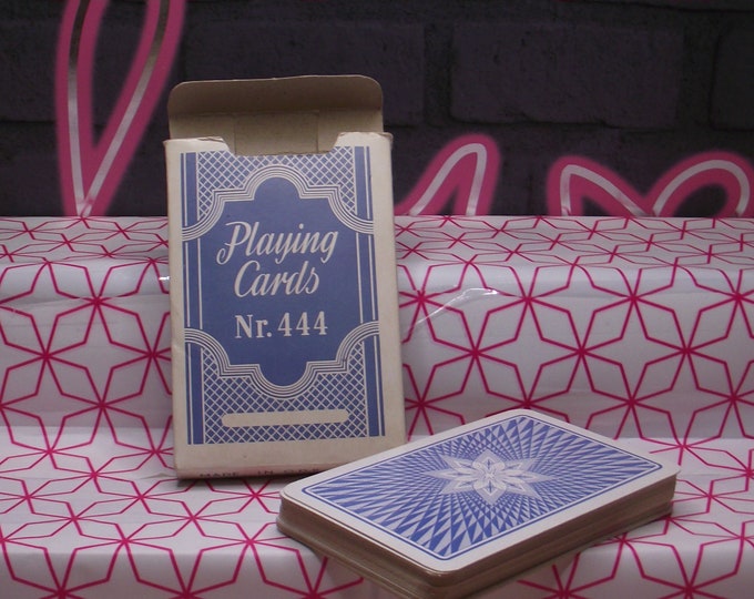 Card game, 33 playing cards, Anglo-American image, with beautiful unique illustrated aces, by Coeur, in the GDR, vintage from around 1980