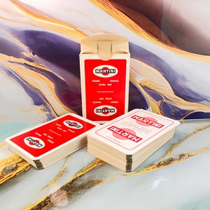 Wunderschöne Vintage-Spielkarten „MARTINI“ – 2 x Werbedecks – niederländisches und belgisches Muster – hergestellt von Van Genechten Belgien – aus der Zeit um 1970