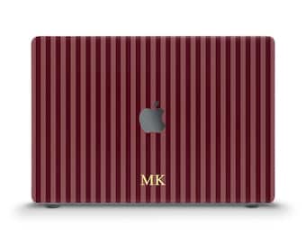 Monogram MacBook case Custom initials Aesthetic MacBook Air 13 15 inch M5 M4 Pro 13 14 16 Dark red pink stripes Personalized burgundy case