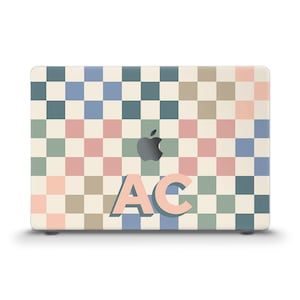 Initialen MacBook-hoes gepersonaliseerd monogram trendy MacBook Air 13 Air 15 M2 M3 Pro 13 14 16 inch esthetiek aangepast geometrisch geruit hoesje