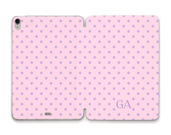 Initials iPad case Aesthetic custom monogram iPad a16 10th 9th Air 11 13 Pro 12.9 Mini 7 Lilac polka dot Personalized cute girly pink case
