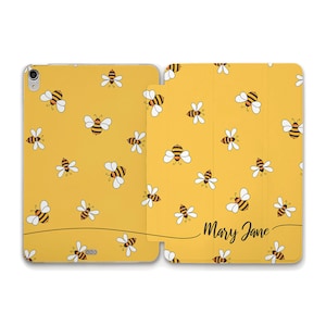 Bees iPad case Cute Name Aesthetic Custom iPad 10th 10.2 Air 5 10.9 Pro 12.9 11 Mini 6 iPad 9.7 Personalized Kawaii Bee Pattern Yellow case