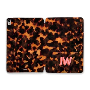 Initials iPad case Custom monogram Aesthetic iPad 10th 9th 10.2 iPad Air 5th 4th 10.9 Pro 12.9 11 Mini 6 Personalized tortoise shell case