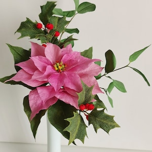 Stella di Natale di carta crespa con stelo, composizione per vaso fatta a mano, centrotavola natalizio, regalo delle feste per lei