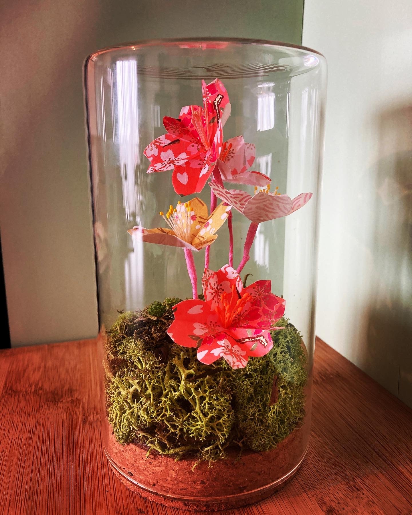 Fleurs en Origami Sakura Sous Cloche Verre Pour Décoration et Mariage