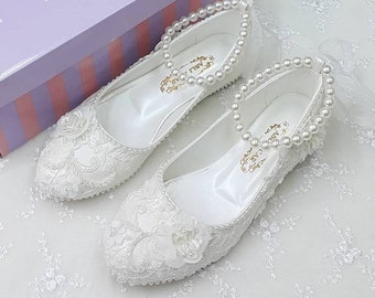 white lace shoes