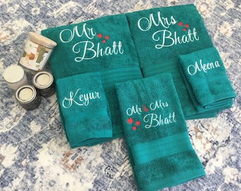 Mr and Mrs personalised Towels/Unique wedding gift for couple/Embroidered wedding towel, Wedding bath towel/Personalised bath towel