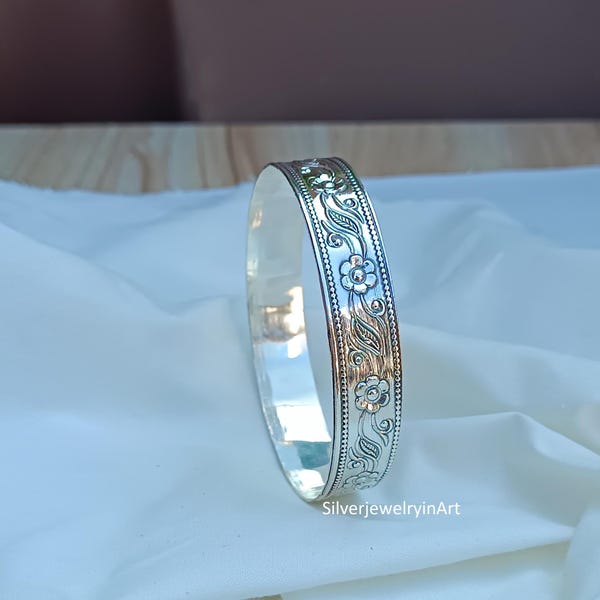 Handgemachter Sterling Silber Blumen Armreif: Westlicher indischer Schmuck