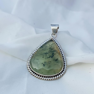 Natural Green Prehnite Pendant ,Handmade Silver Pendant ,925 Sterling Silver Pendant ,Gift For Birthday, Green Prehnite Gemstone,Women Gift