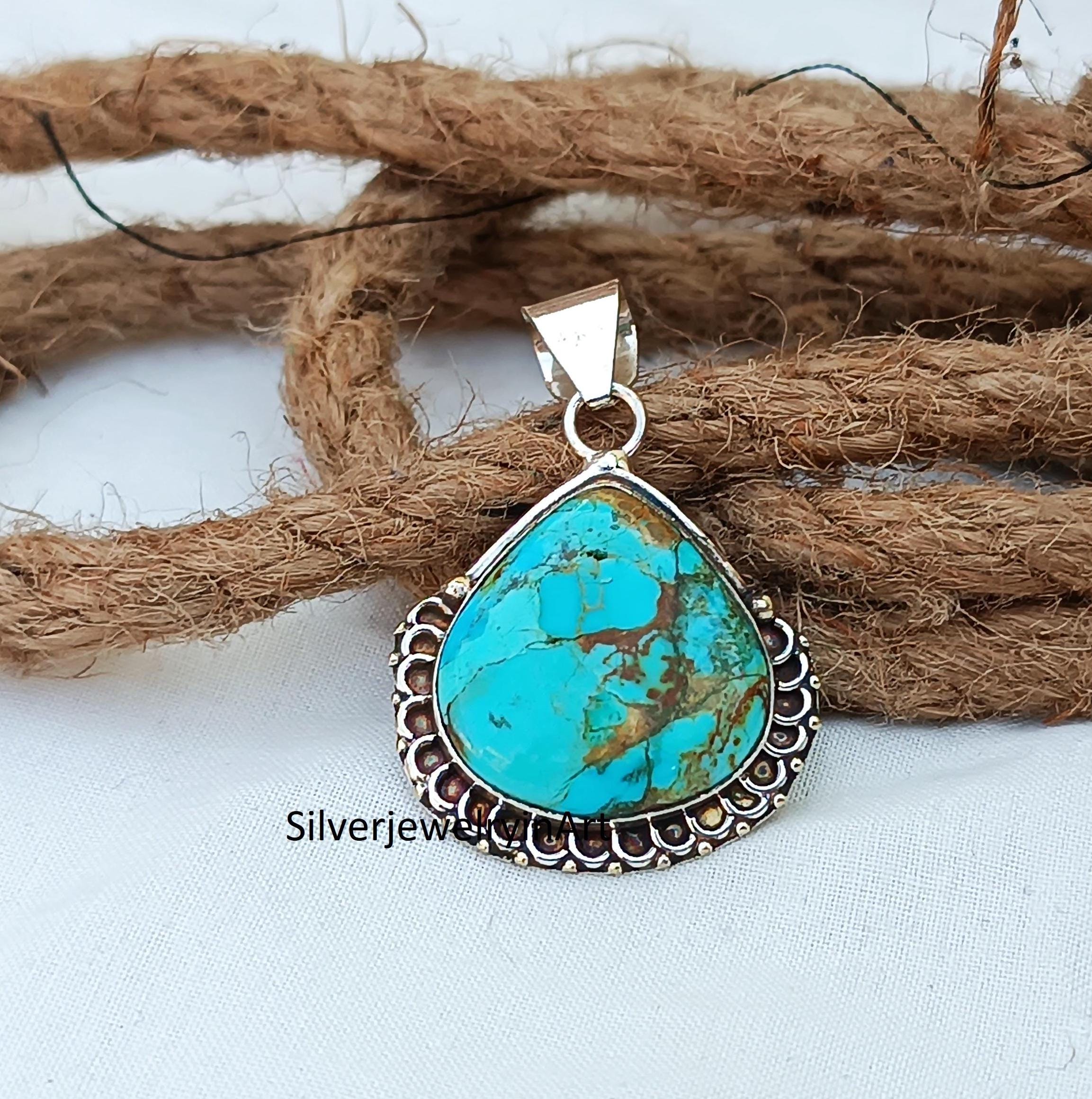 【本物】turquoise stone ネックレスチャーム　silver925 Blue Turquoise Pendant Necklace: Sterling Silver Gemstone Jewelry