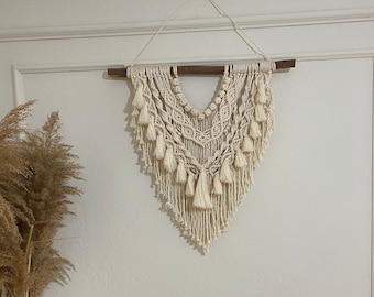 Tassel Detailed Macrame Wall Decoration , Modern Bohemian Wall Hanging