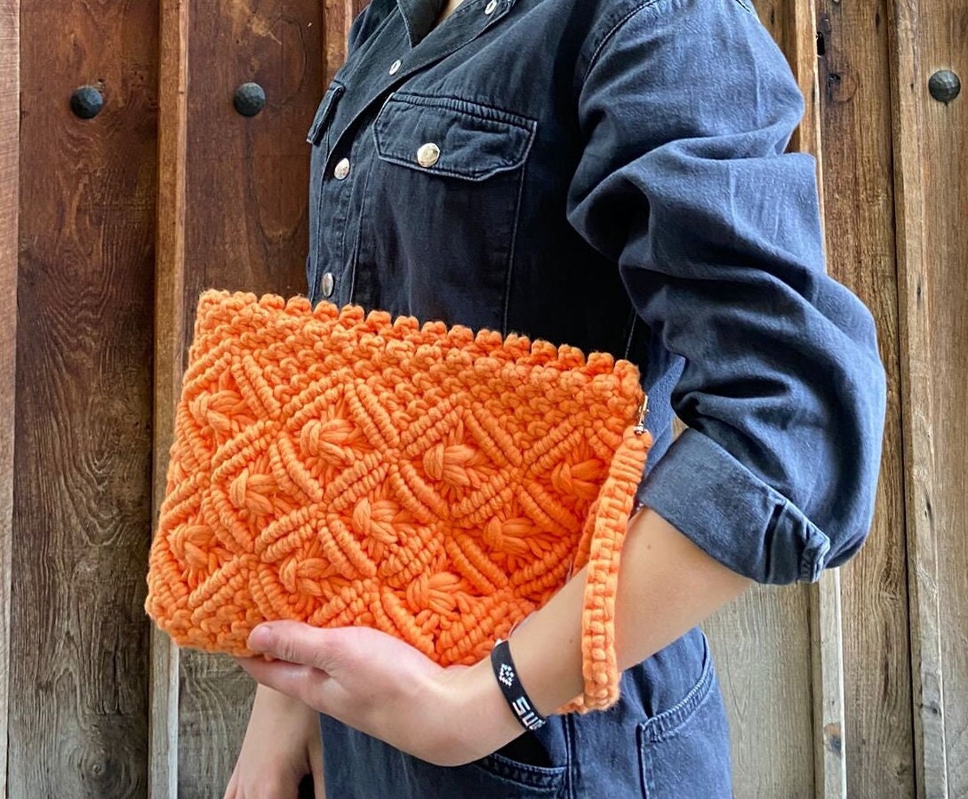 Macrame clutch online purse