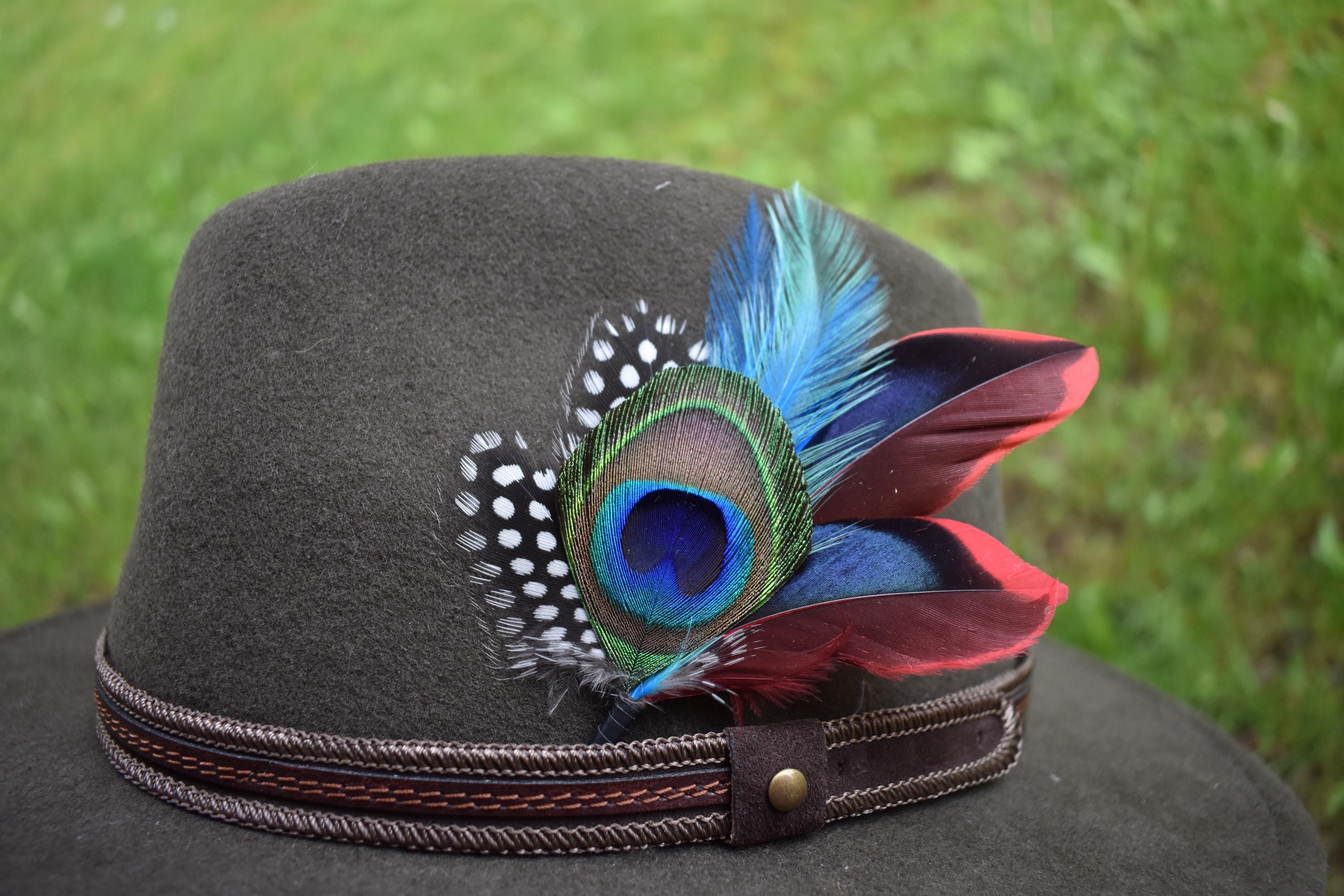 VINTAGE 1960\'S PEACOCK COLORS FEATHER FEDORA HAT Handmade Hat Feathers: Western Style Fedora, Trilby - Etsy main image 2