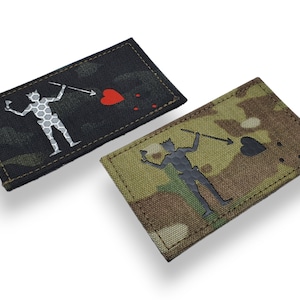 Blackbeard / Queen Anne&#39;s Revenge Flag Velcro® Patch - 3.5&#39;&#39; x 2&#39;&#39; - 70 fabrics & 21 backings options