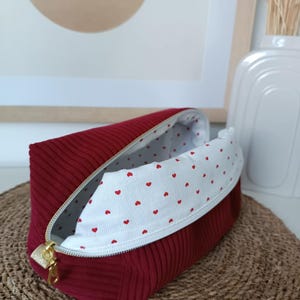 Trousse de toilette en velours côtelé bordeaux,maxi trousse, trousse de bureau,fait main en France,Trousse bébé,trousse futur maman,cadeaux,