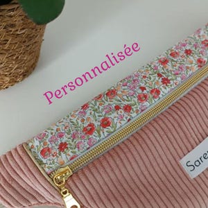 Sac banane enfant personnalisée  en velours côtelé rose poudre coton fleuri,