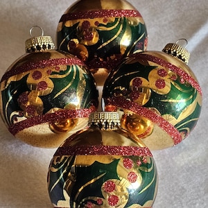 Vintage Xmas Glitter & Gold Holiday Ivy Glass Christmas Balls Set of 4 Unique Christmas Tree Ornament, Rare Collectible Holiday Decor!