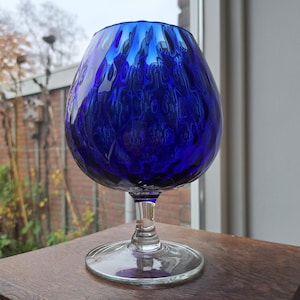 Vintage Italian Empoli blue optical mouth-blown art glass footed bowl