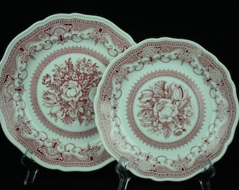 German Hutschenreuther red on white Maria Theresia 'Windsor Rot' porcelain set of 2 plates