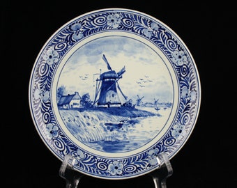 De Porceleyne Fles (Royal Delft) Delft blue small Dutch windmill wall plate (1984)