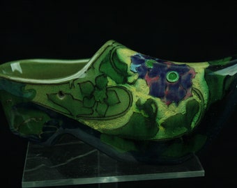 Art Nouveau high gloss Dutch art pottery wooden shoe (klomp) by Plateelbakkerij Zuid-Holland