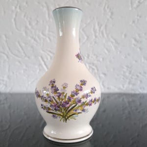 Vintage small Worcester Palissy Sweet lavender vase