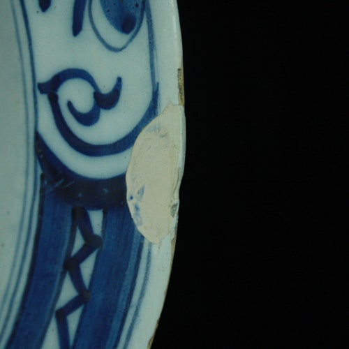 An antique 18th shops century Delft blue delftware plate - floral decor