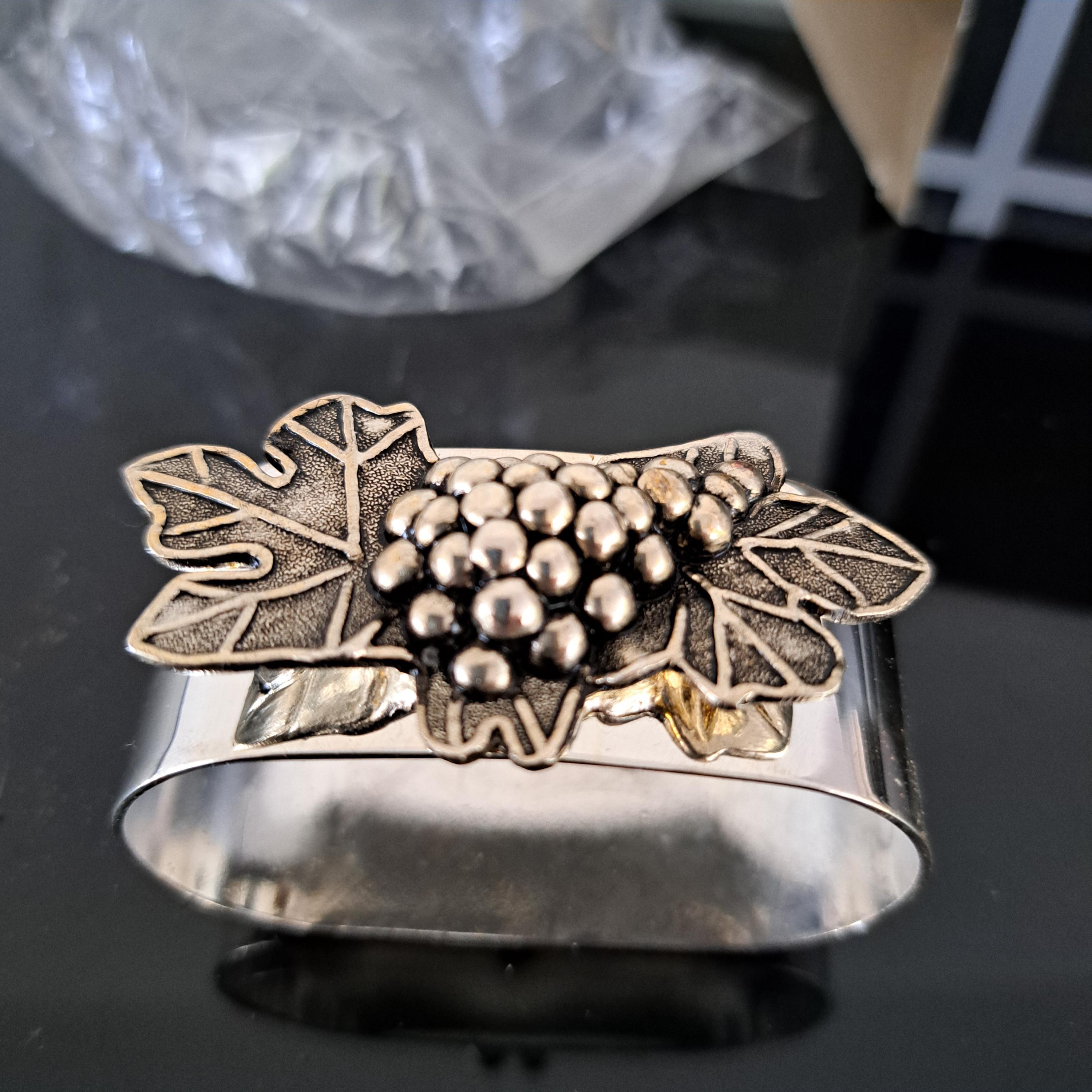 チェコ • アンティーク •ナプキンスタンド ヴィンテージ シルバー プレート ナプキン ホルダー 4 個セット