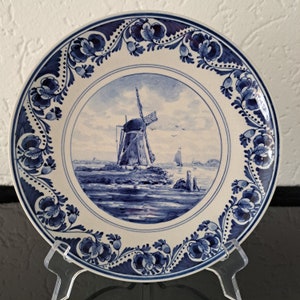 De Porceleyne Fles (Royal Delft) Delft blue windmill wall plate (1952)