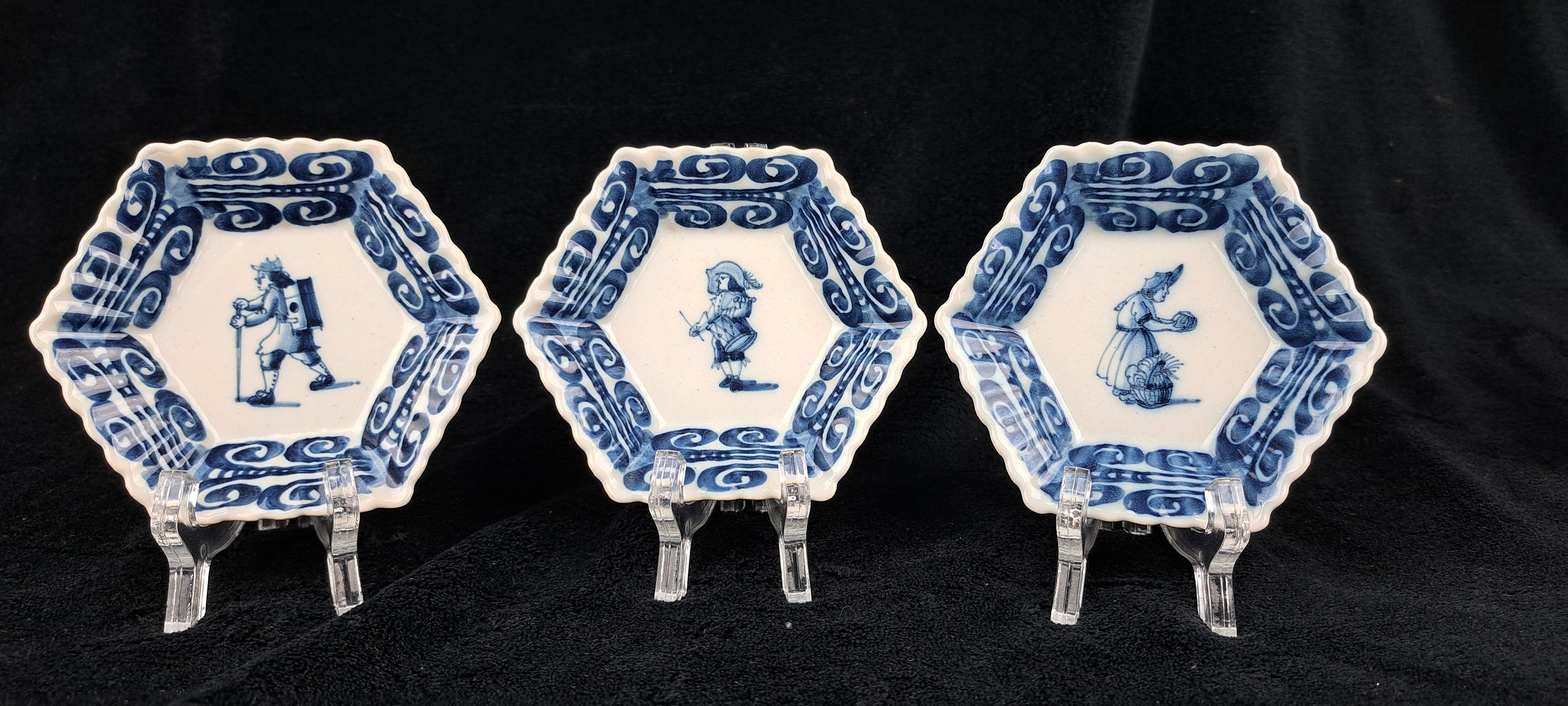 Set of 3 Royal Tichelaar Makkum Delftware Sexagonal Delft