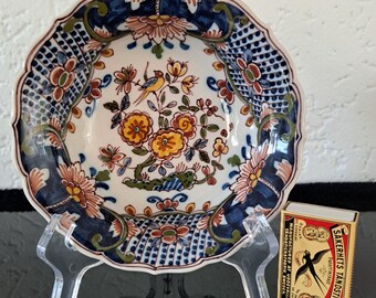 Royal Tichelaar Makkum による素晴らしい多色のデルフト皿/ウォール