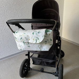 Kinderwagen-Organizer / Kinderwagen-Tasche / Buggy Organizer mit floralem Muster / Blätter/ Eucalyptus