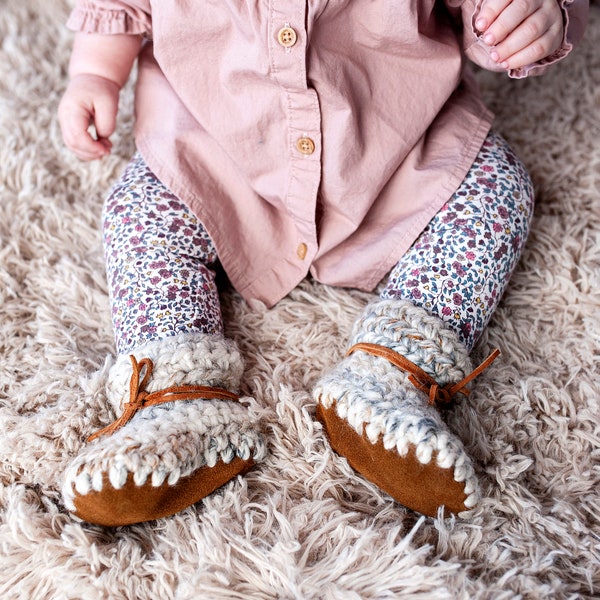 Baby Booties in Neutral