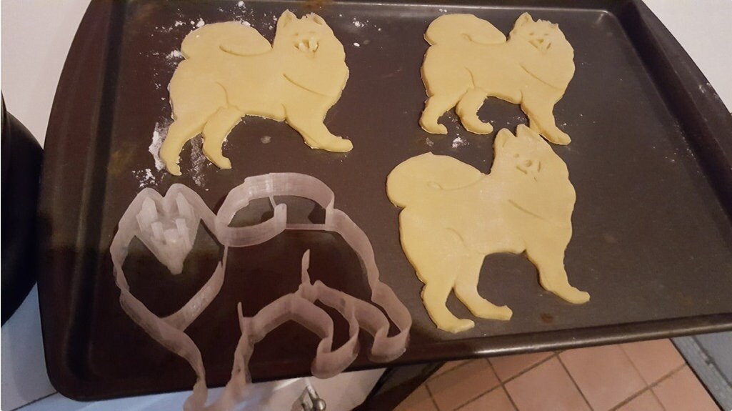 Samoyed Dog Cookie Cutter Great For Pastry Biscuit Icing Fondant Baking Clay - 12 Size Choices - UK SELLER - Postage Upgrade Available