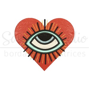 Puede incluir: Un corazón rojo con un ojo estilizado en su interior. El ojo está contorneado en negro y tiene un iris blanco y una pupila azul. El corazón tiene un diseño de rayos de sol amarillo y negro alrededor del ojo.