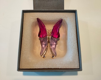 Daniel Swarovski crystal large fuschia butterfly magnet in original packaging