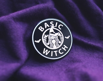 Emaille pin basis heks - Gothic Coffee Lover-accessoire