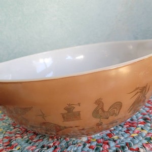 Vintage Pyrex &#39;Americana&#39; Mixing Bowl