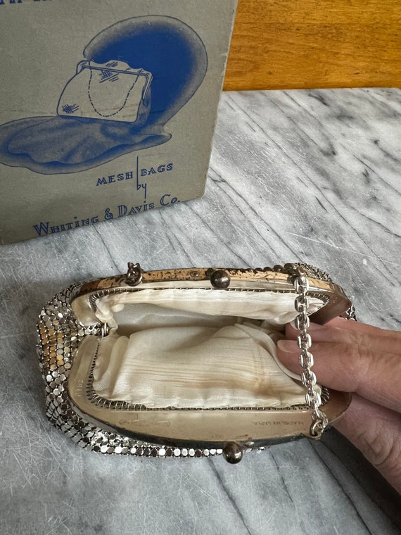 Vintage 1920’s-1930’s Whiting and Davis clutch/ev… - image 6
