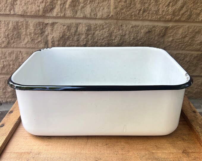 Vintage Enamel Refrigerator Box/pan W Black Rim/ Vintage Etsy
