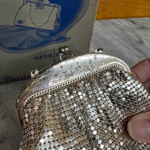 Vintage 1920s-1930s Whiting and Davis clutch/evening bag/ made in USA/ with original box image 4