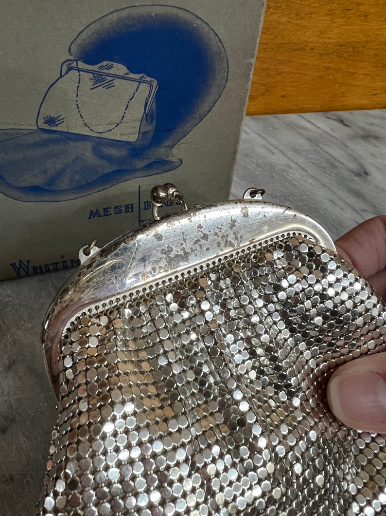 Vintage 1920s-1930s Whiting and Davis clutch/evening bag/ made in USA/ with original box image 4