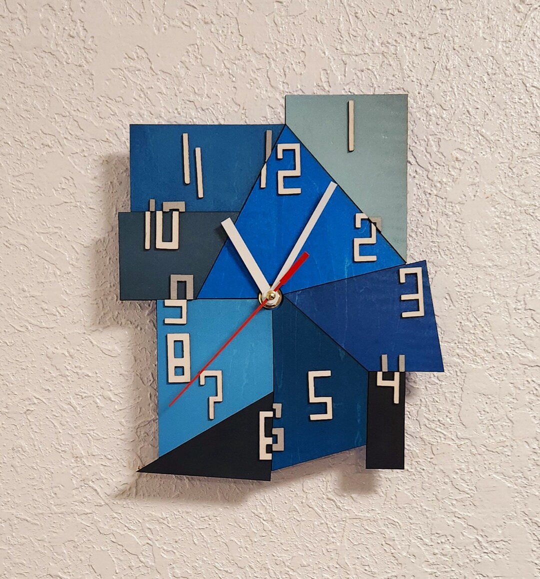 Cubism style, laser cut, wooden, wall clock - Etsy España