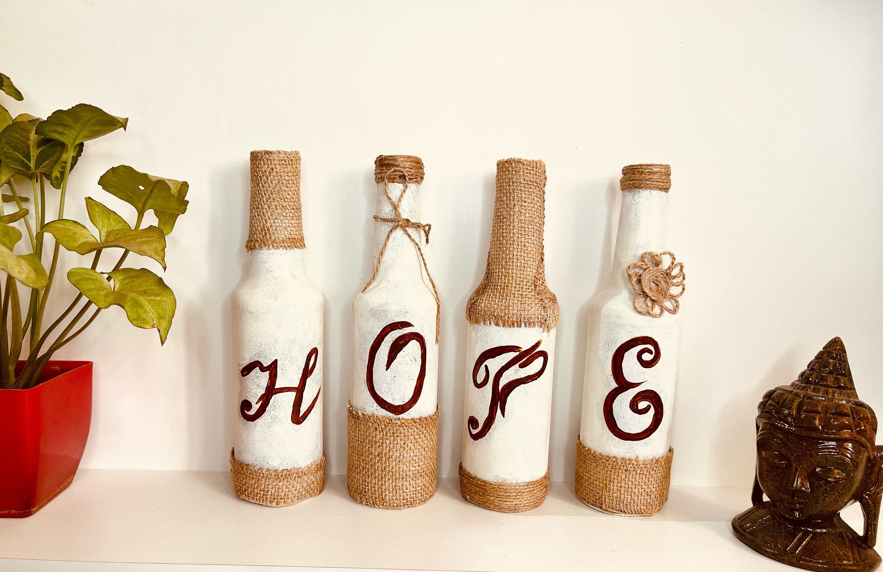 Décor de Peinture Bouteille d'espoir - 4 Bouteilles Blanches