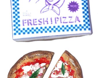Box of Pizza NYC Style 1:12 Scale Dollhouse Miniature Italian Food Margherita Pizza