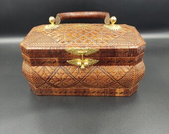 Vintage Traditional Yan Lipao Thai women purse bag